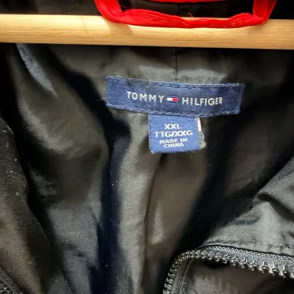 Tommy Hilfiger Women XXL Black Down Feathers Winter Puffer Jacket Faux Fur Hood - Picture 3 of 16